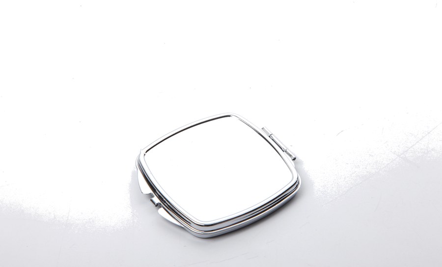 Cosmetic Mirror WDM2017 - cosmetic mirror view 2